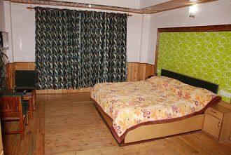TG Stays Kanyal Road, Manali 2